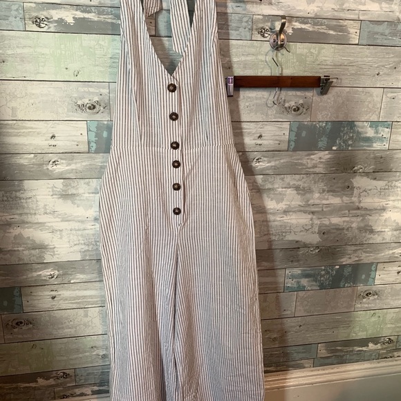 Romper - Picture 2 of 4